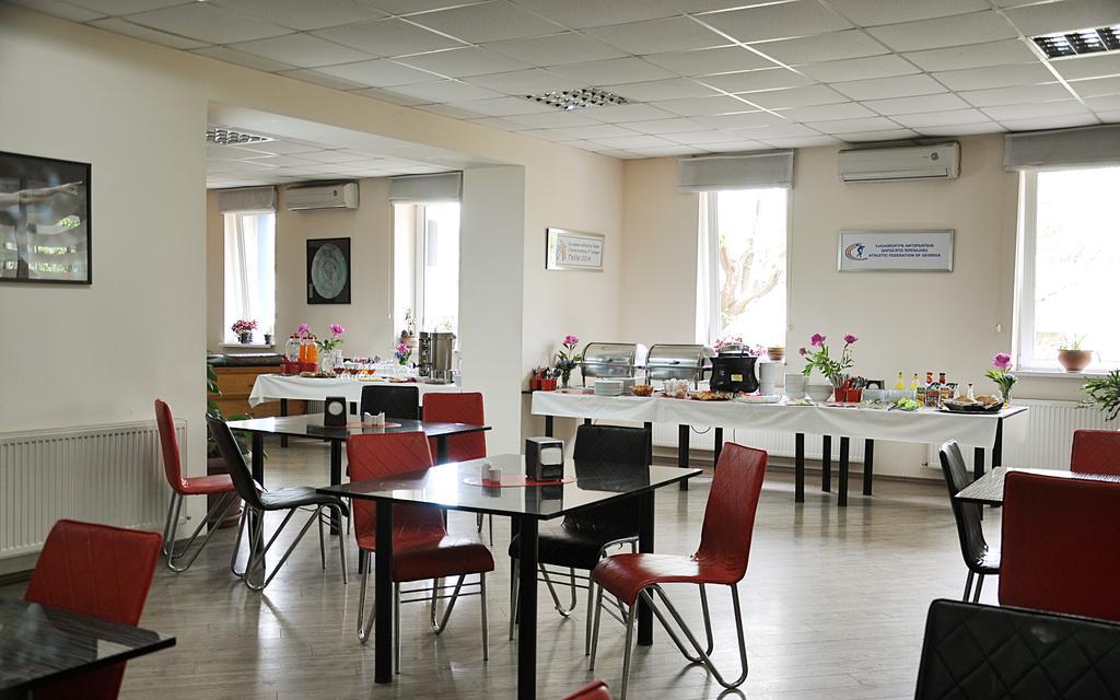 טביליסי Athletics Hotel מראה חיצוני תמונה