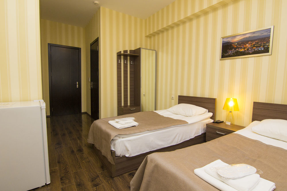 טביליסי Athletics Hotel מראה חיצוני תמונה