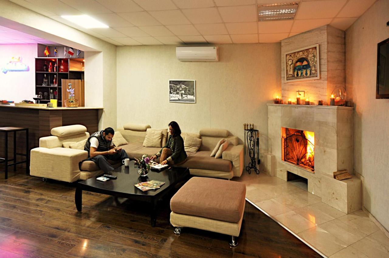 טביליסי Athletics Hotel מראה חיצוני תמונה