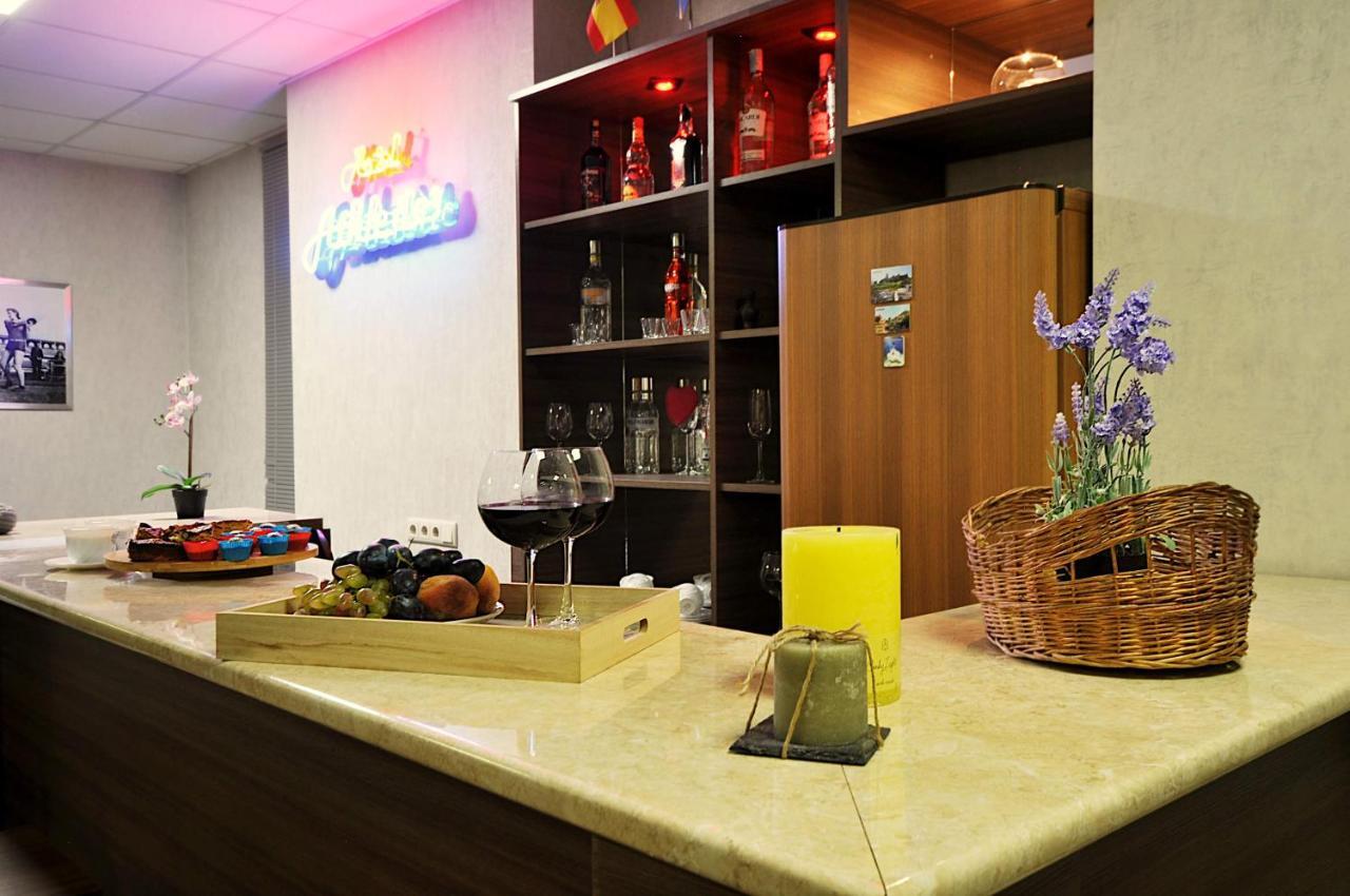 טביליסי Athletics Hotel מראה חיצוני תמונה